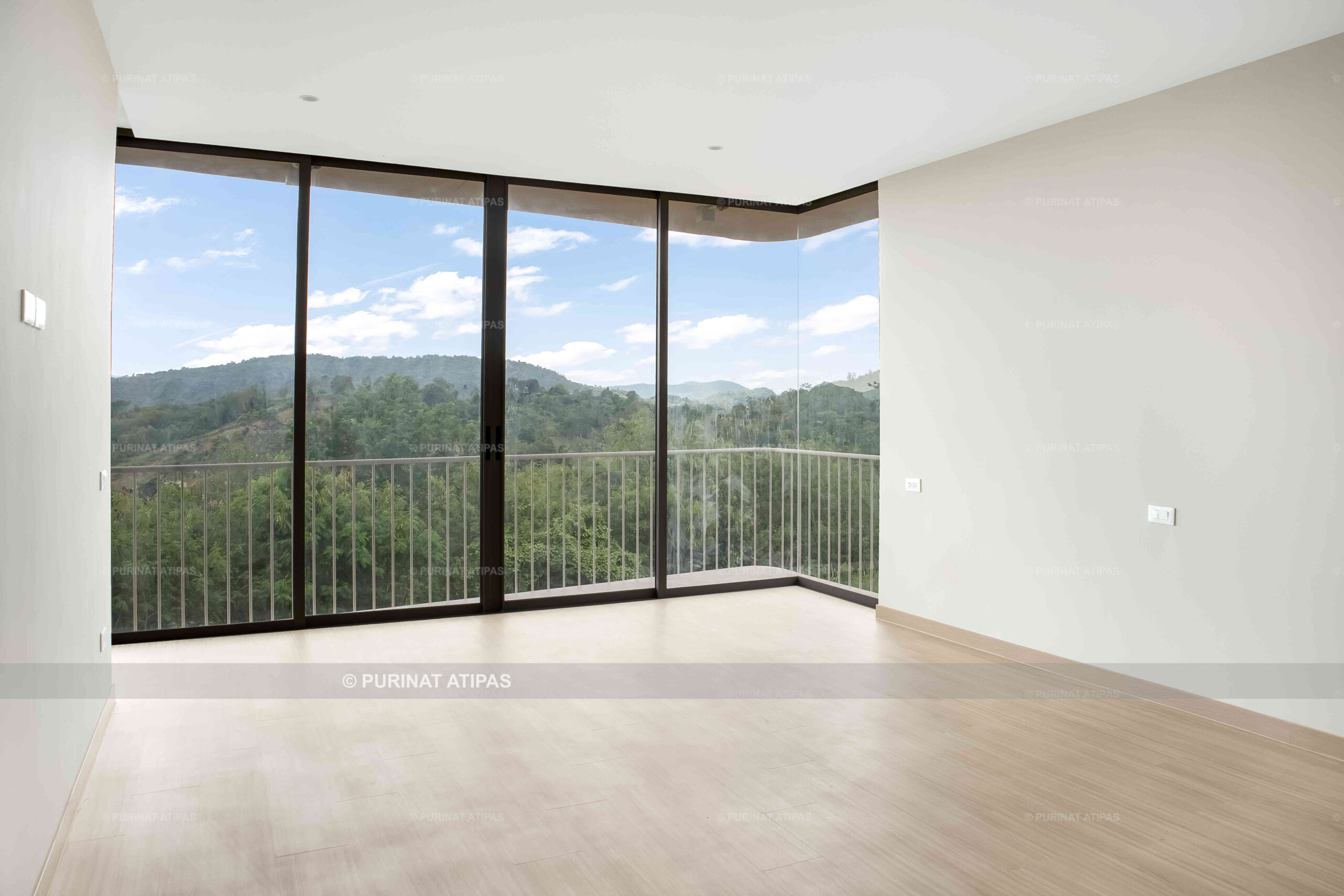 บ้านเขาใหญ่